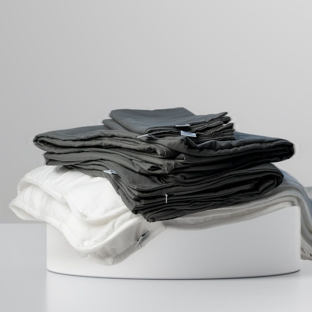 Seitentraum Dou Set. Seitenschläferdecke mit Winterdecke, Spezialbezug, Standardbezug und kopfkissenbezügen.